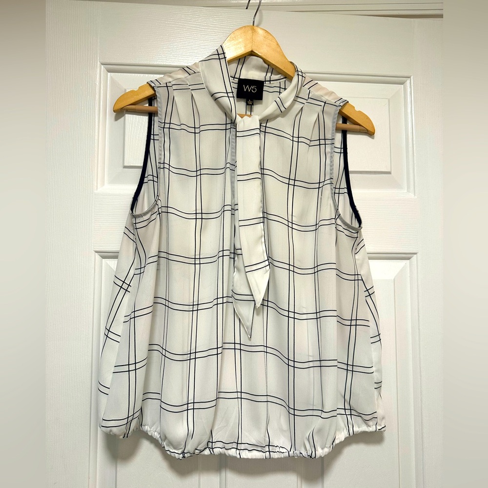 W5 Plaid Sleeveless Blouse